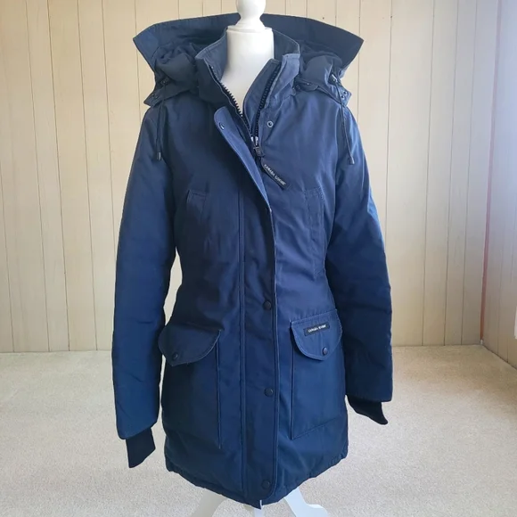 Canana Goose Trillium Parka - Picture 1 of 10